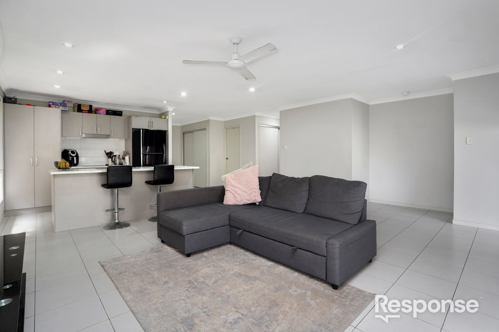 7 Oriri Avenue, Glenmore Park NSW 2745, Image 2