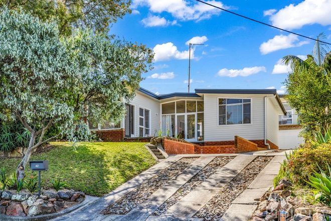 Picture of 42 Sun Hill Drive, MEREWETHER HEIGHTS NSW 2291