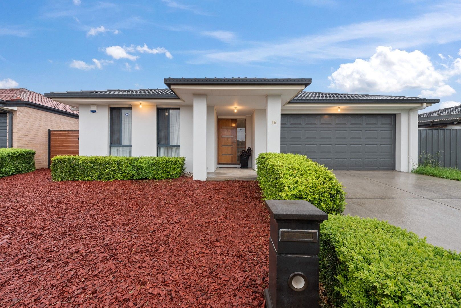 16 Eccles Circuit, Macgregor ACT 2615, Image 0