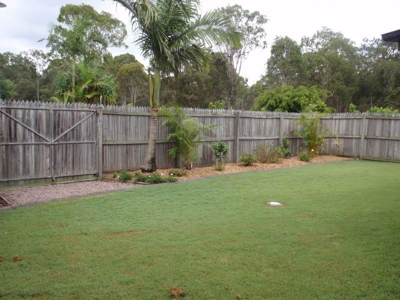 2/6 Walnut Court, BIRKDALE QLD 4159, Image 2