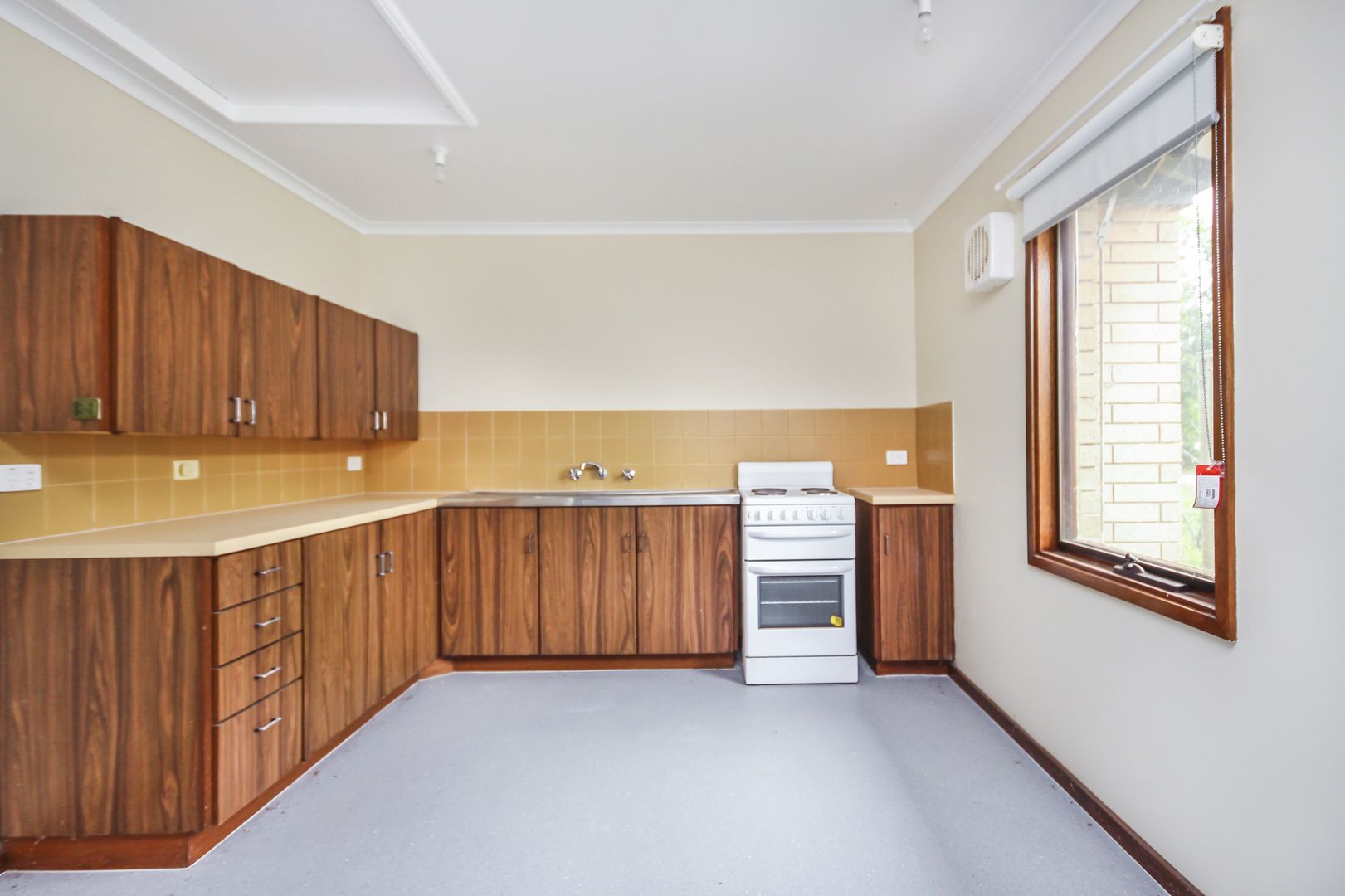 1-4/5-7 Hawson Street, Lock SA 5633, Image 1