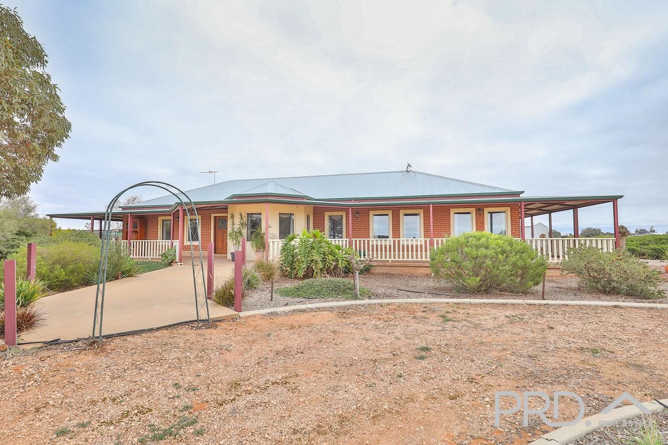 329 Woomera Avenue, Red Cliffs VIC 3496, Image 2
