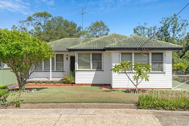 Picture of 15 Kimian Avenue, WARATAH WEST NSW 2298