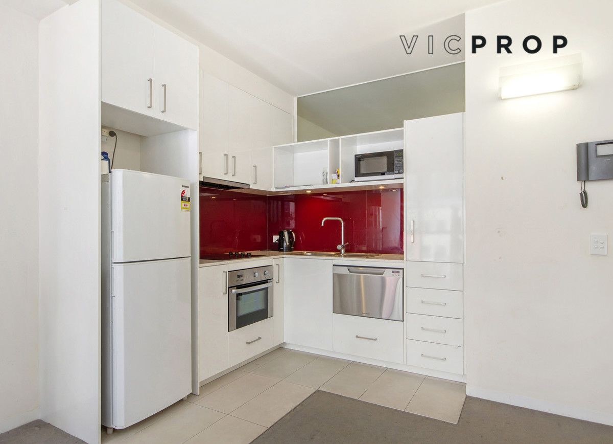 605/18 Russell Place, Melbourne VIC 3000, Image 2
