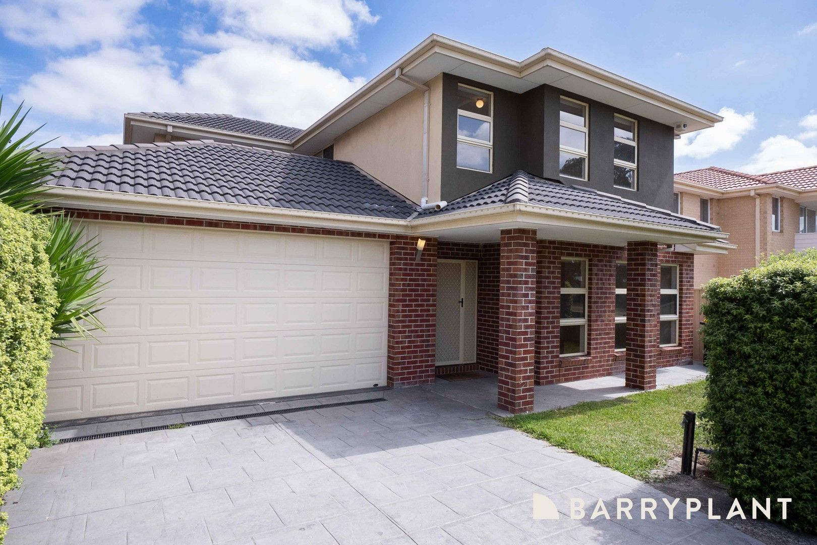 5 bedrooms House in 30 Creeds Farm Lane EPPING VIC, 3076