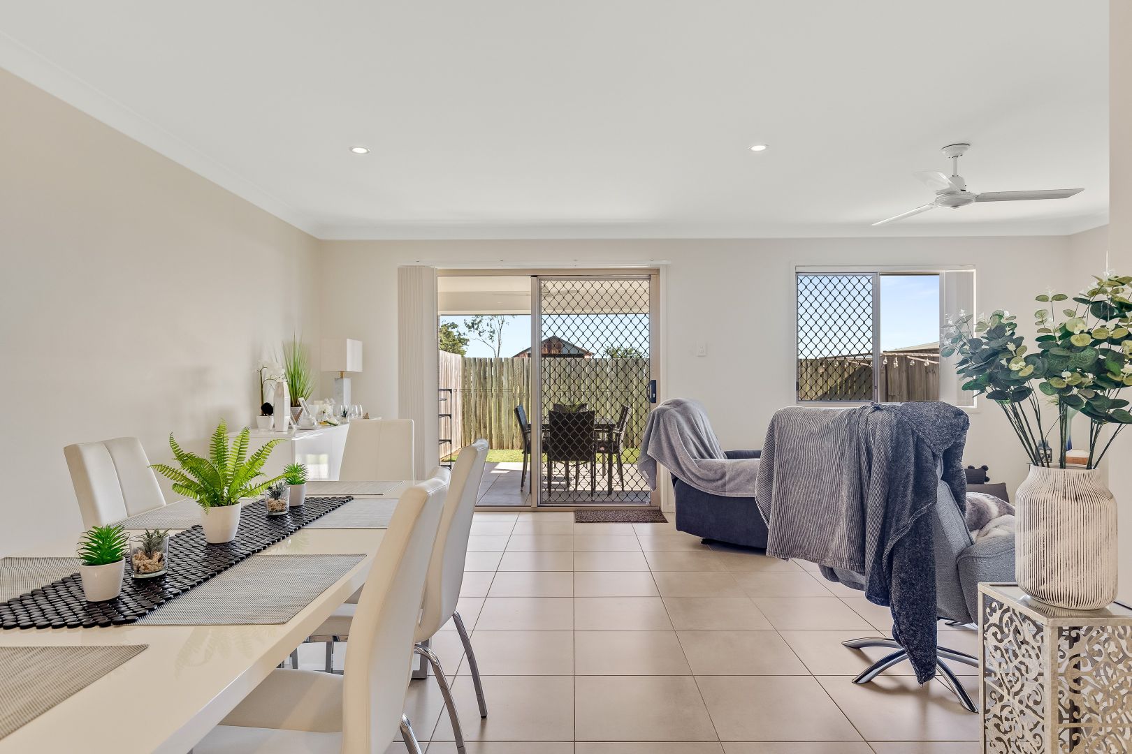 1 & 2/18 Sanctuary Drive, Cranley QLD 4350, Image 1