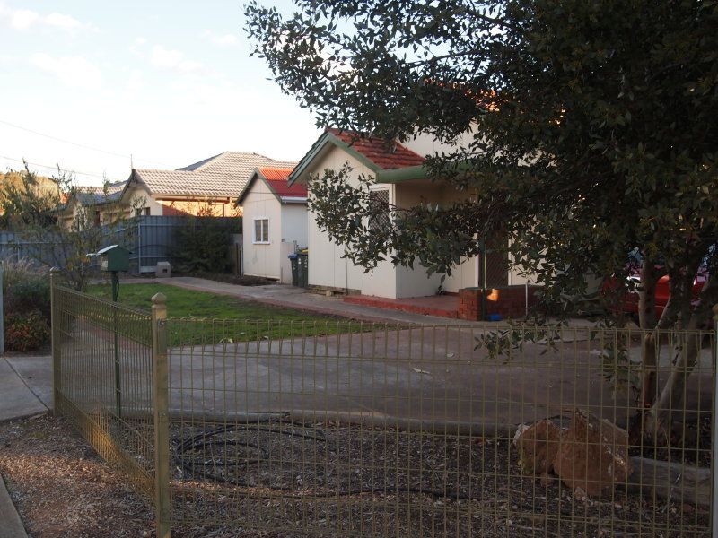 2 bedrooms House in 2 Napier Street RENOWN PARK SA, 5008