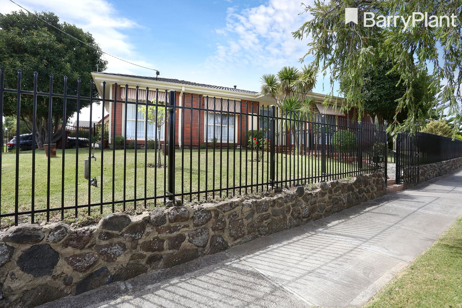 36 Rokewood Crescent, Meadow Heights VIC 3048, Image 2