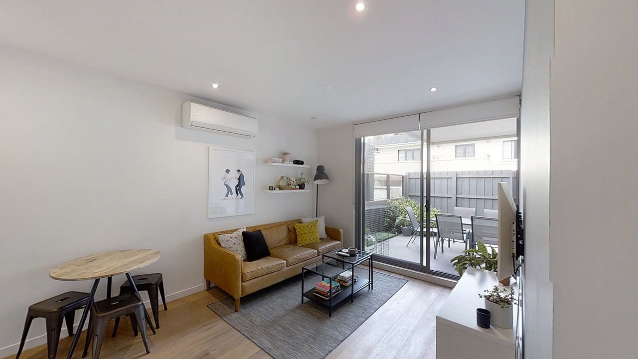 1 bedrooms Apartment / Unit / Flat in 4/342 Whitehorse Road BALWYN VIC, 3103