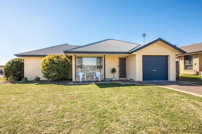 Picture of 2A & 2B John Brass Place, DUBBO NSW 2830
