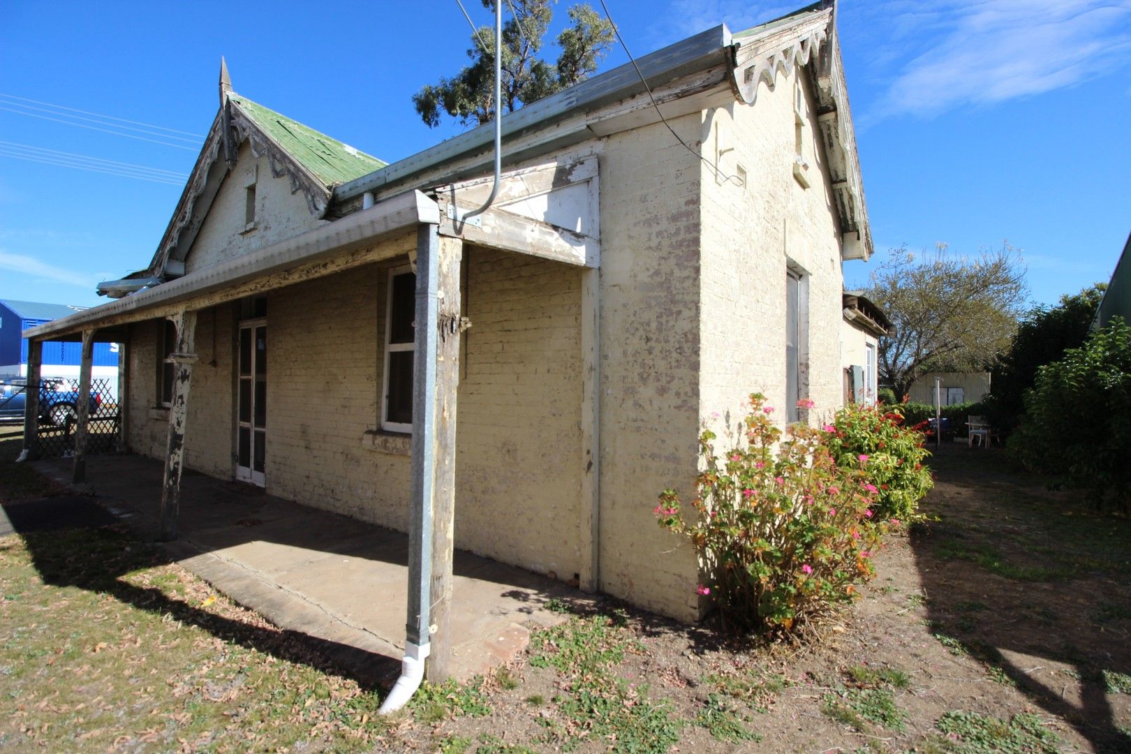 Sold 104 St Aubins St, Scone NSW 2337 on 07 Sep 2023 2018570057 Domain