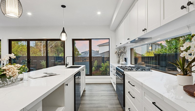 Picture of 2/127 View Mount Road, GLEN WAVERLEY VIC 3150