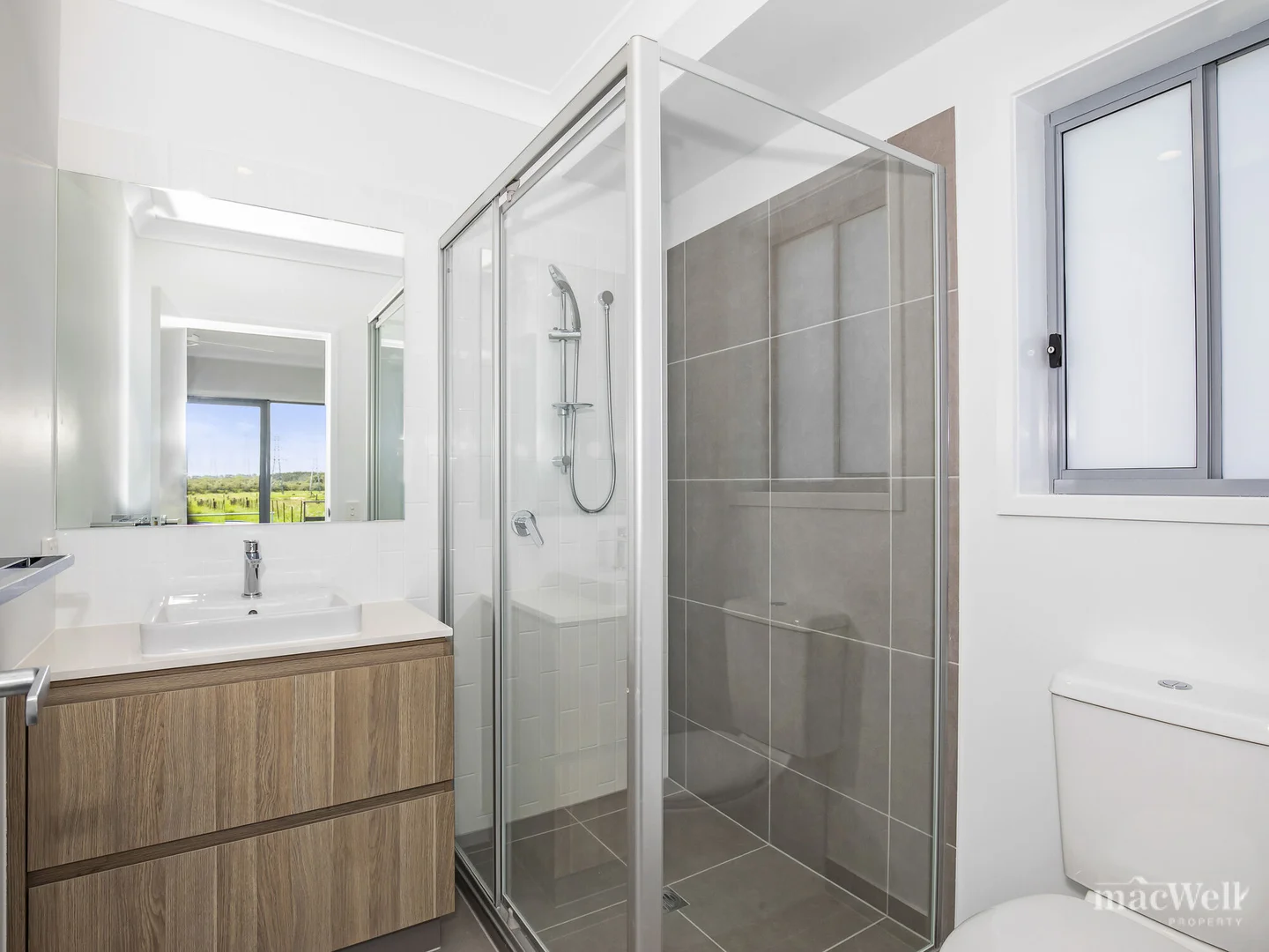 Additional image 12 of 128 Grahams Road, Strathpine QLD 4500