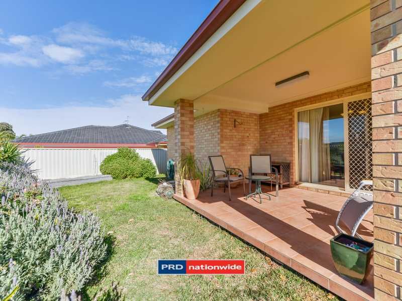 12A Ivory Place, TAMWORTH NSW 2340, Image 1