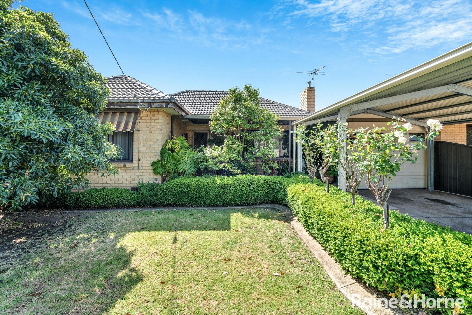 240 Parer Road, Airport West VIC 3042, Image 0