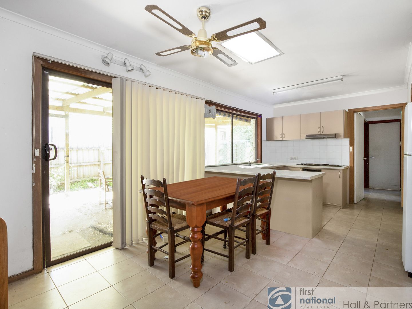 65 Tiverton Drive, Mulgrave VIC 3170, Image 2