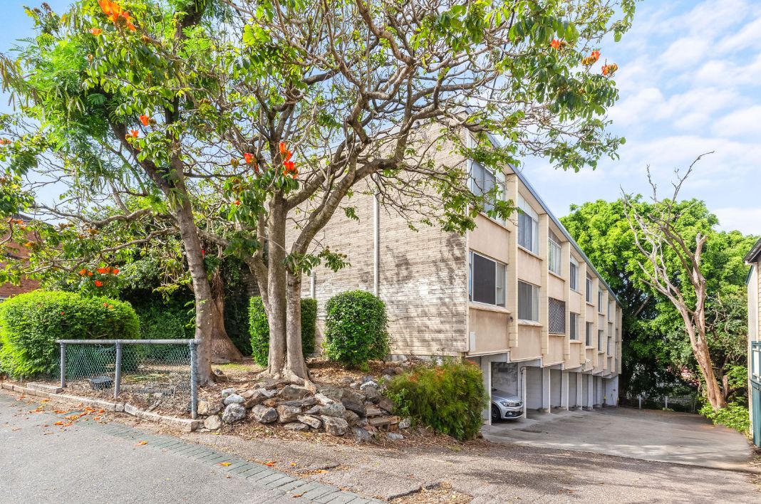 2 bedrooms Townhouse in 2/12 Latrobe Terrace PADDINGTON QLD, 4064