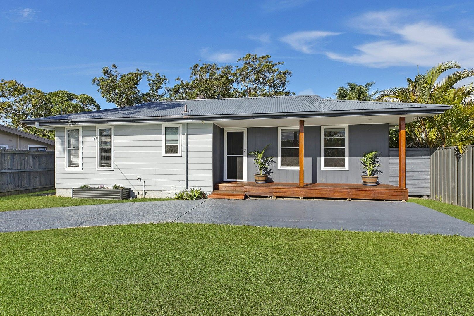 3 bedrooms House in 16 Macarthur Street KILLARNEY VALE NSW, 2261