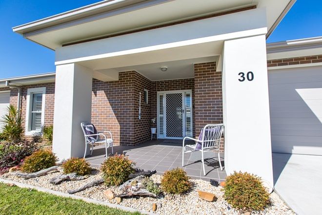 3680 3 Bedroom Houses Sold Auction Results In Fullerton Cove Nsw 2318 Domain