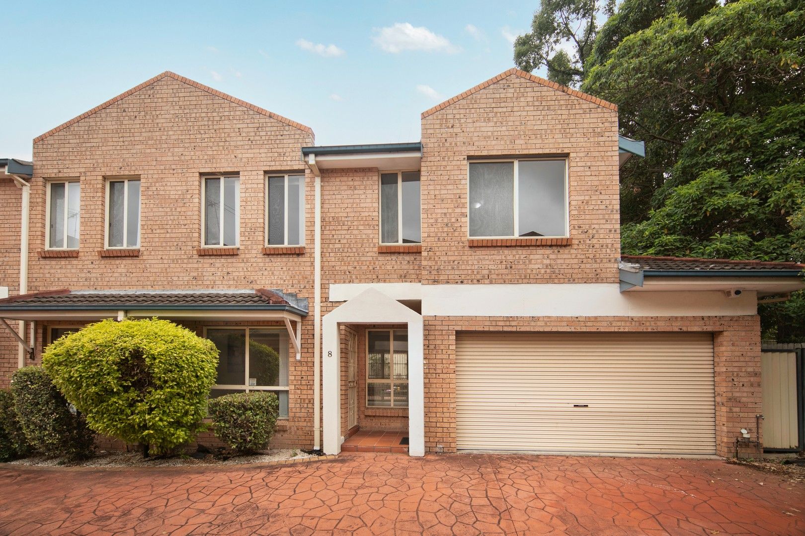 3 bedrooms Townhouse in 8/3-5 Irving Street PARRAMATTA NSW, 2150