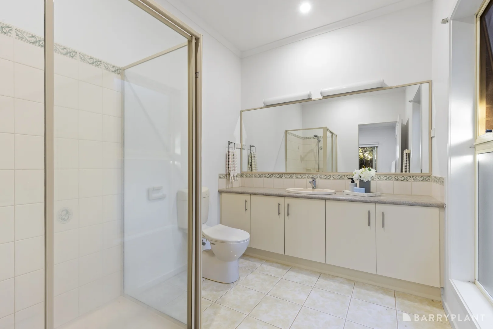 Additional image 12 of 8 Leena Court, Warranwood VIC 3134