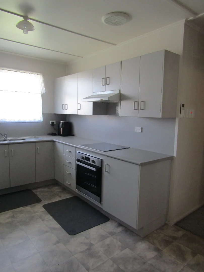 Additional image 9 of 36 Bottletree Avenue, Blackwater QLD 4717