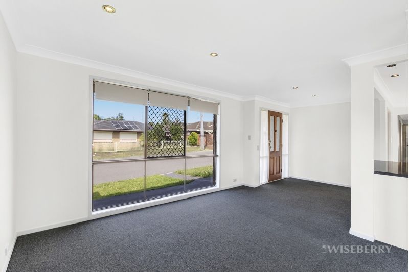 22 Gorokan Drive, Lake Haven NSW 2263, Image 2