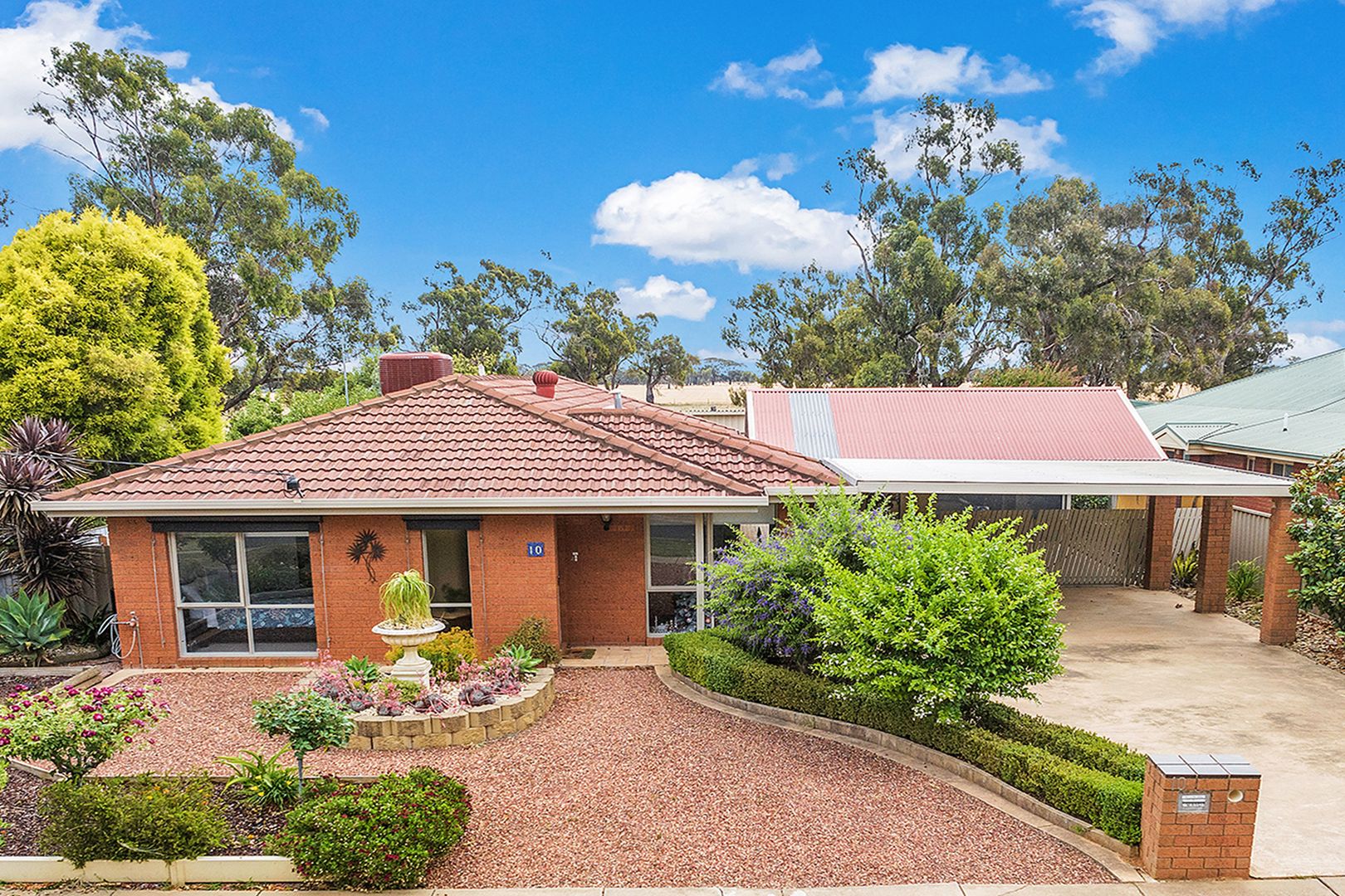 10 William Street, Rochester VIC 3561, Image 2