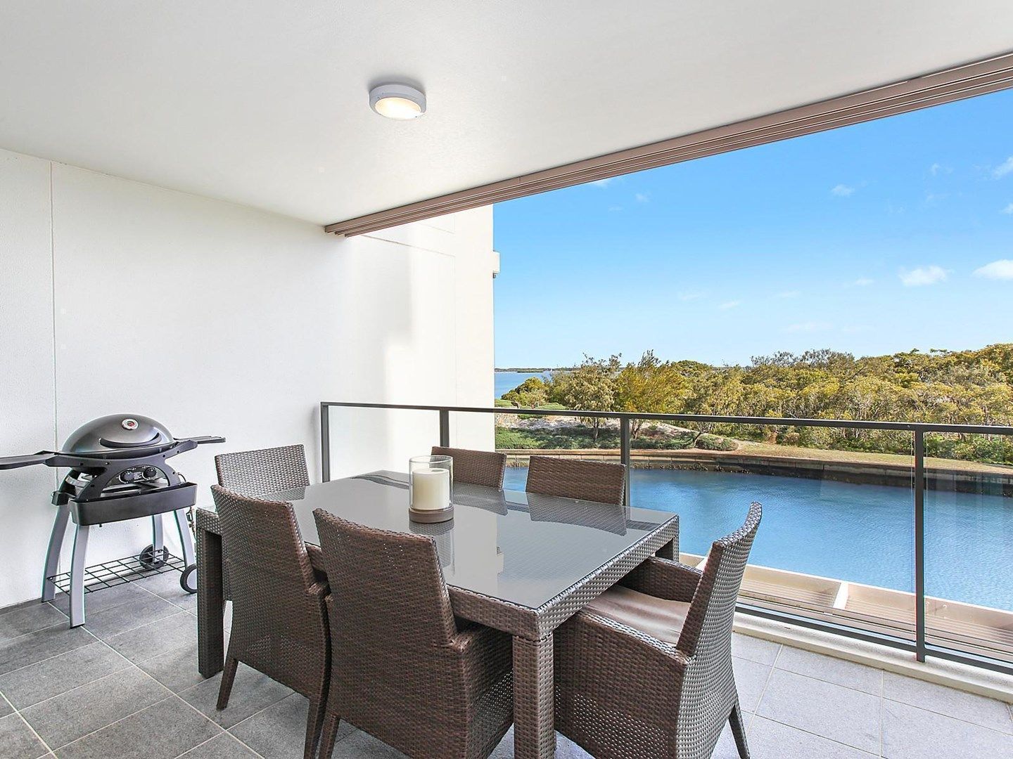 29205/2 Ephraim Island Parade, Paradise Point QLD 4216, Image 0