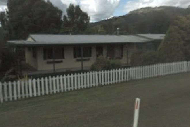 Picture of 8 Buchanan Street, NUNDLE NSW 2340