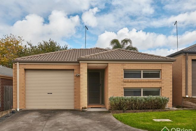 Picture of 2/3 Springwater Drive, DROUIN VIC 3818