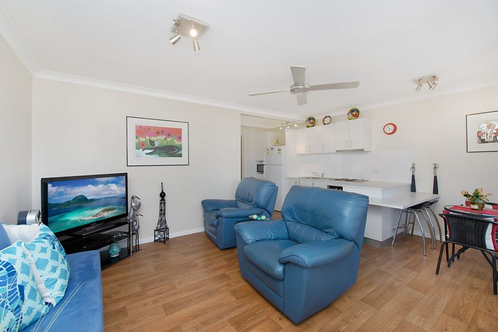 1/8 Tweed Street - Hillside Lodge, Coolangatta QLD 4225, Image 1