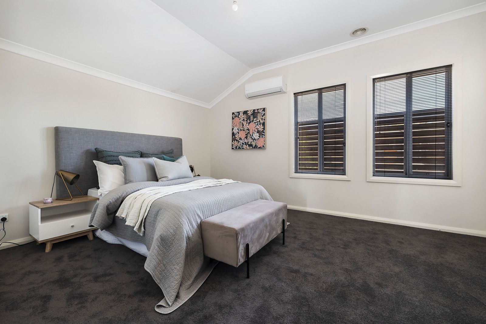 4/10 Lake Avenue, Pascoe Vale VIC 3044, Image 2