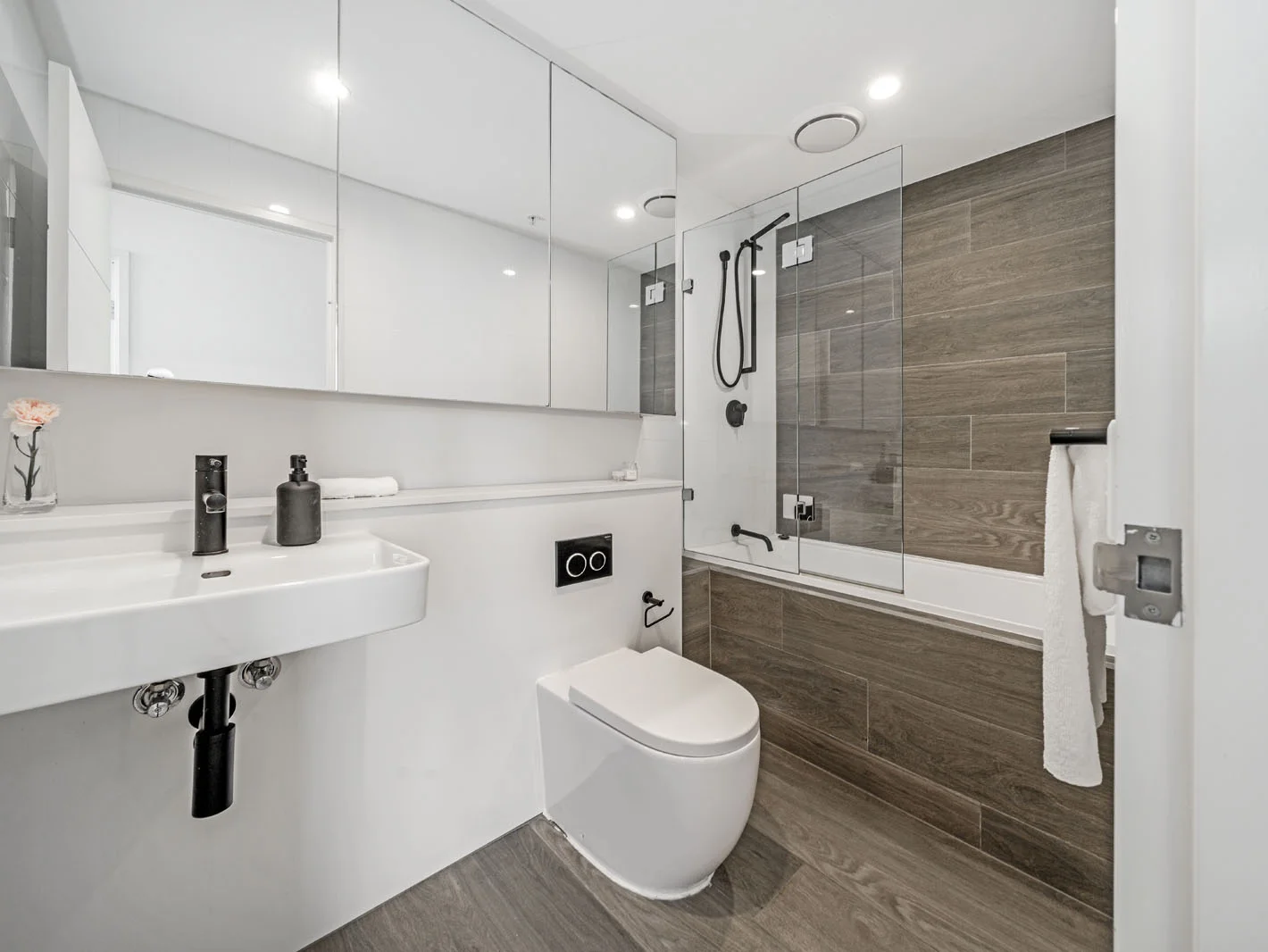 Additional image 11 of 607/22 John Street, Mascot NSW 2020