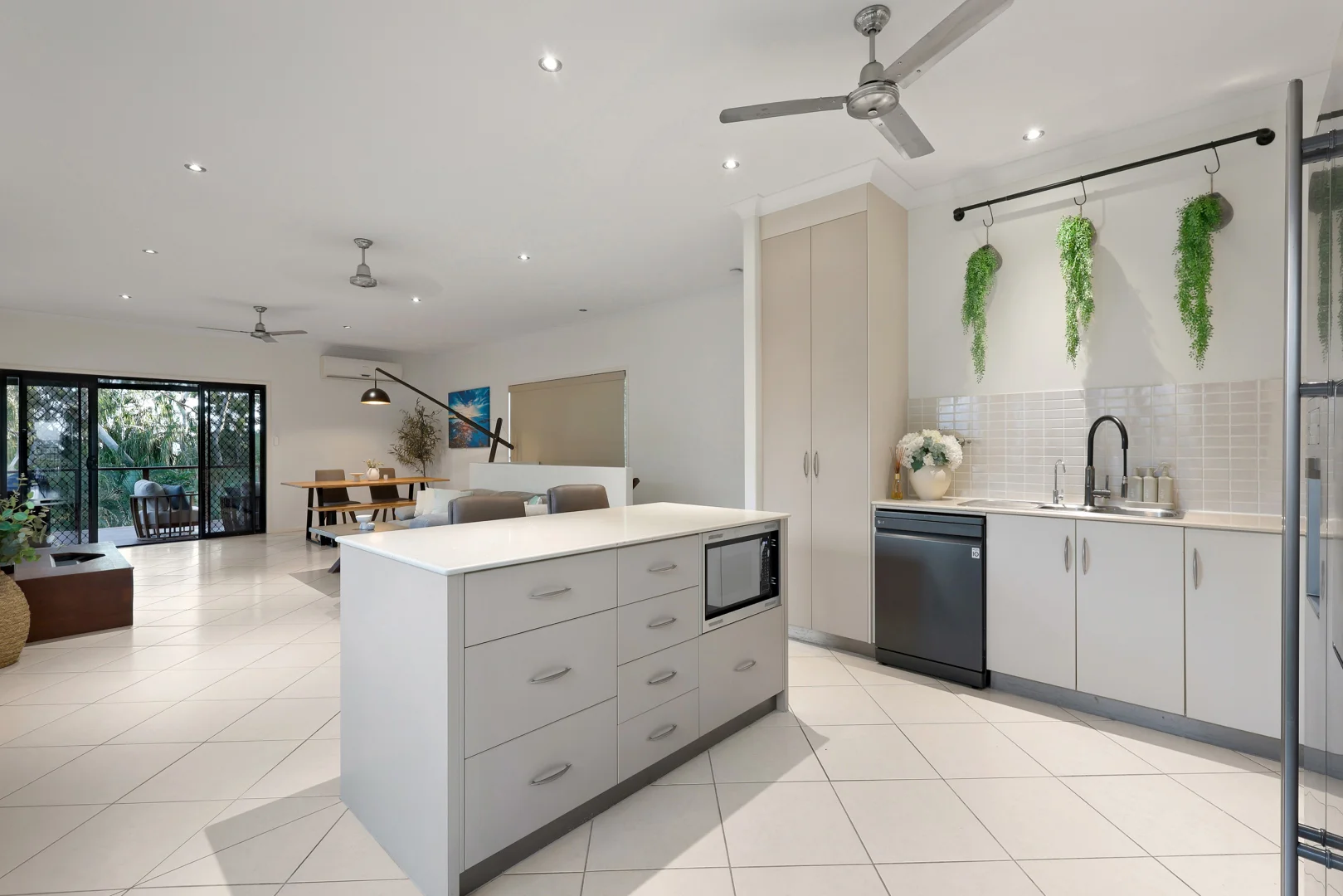 Additional image 4 of 7A Kinnon Street, Glenella QLD 4740