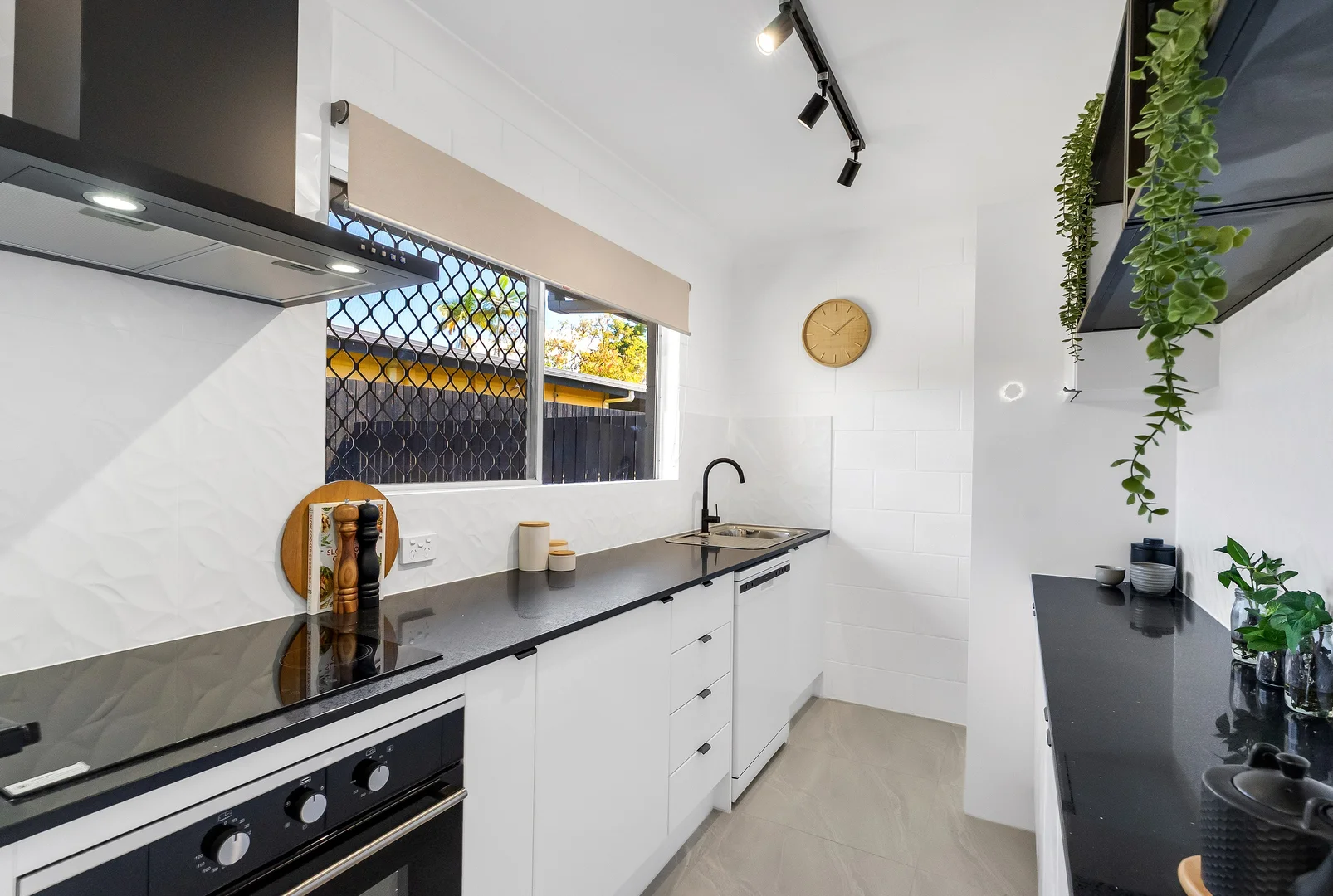 Additional image 7 of 216b Fearnley Street, Parramatta Park QLD 4870