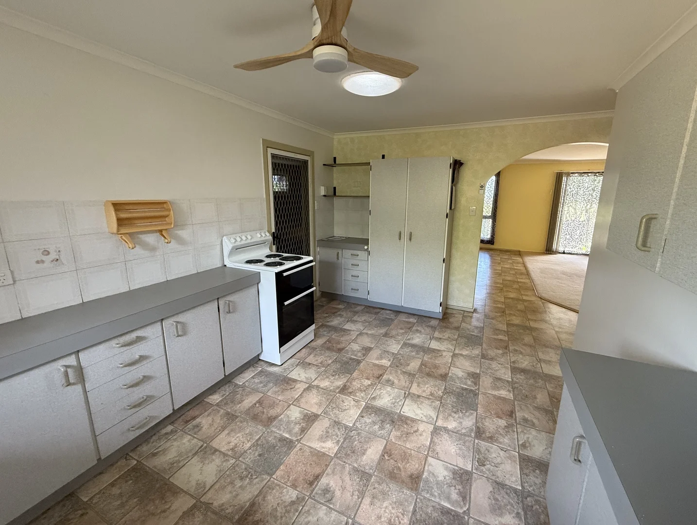 Additional image 8 of 9 Barellan Parade, Qunaba QLD 4670