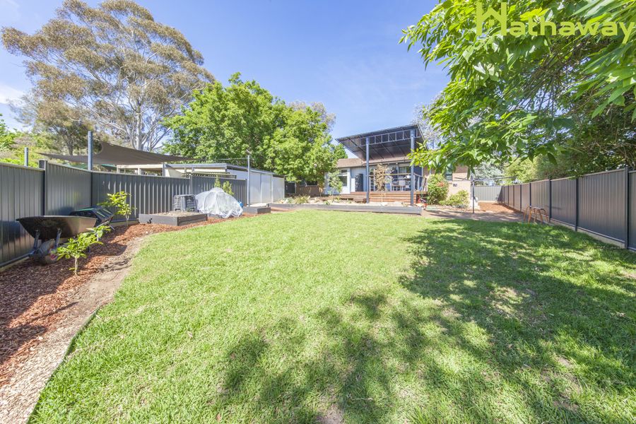 10 Blyth Place, Curtin ACT 2605, Image 2