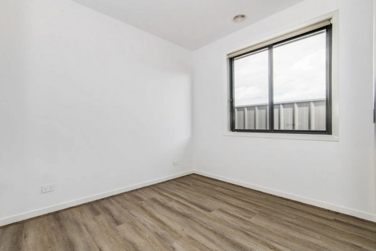 Additional image 8 of 70 Walton Street, Melton South VIC 3338