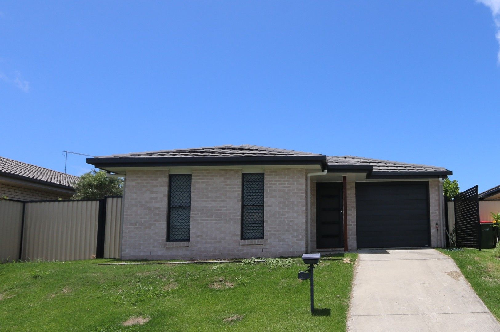 38 Lungfish Circuit, Bongaree QLD 4507 House For Rent 520 Domain