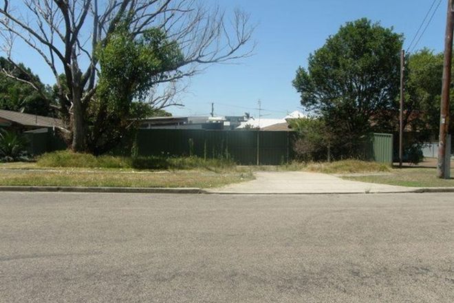 Picture of 26 Pantowara Street, CORLETTE NSW 2315
