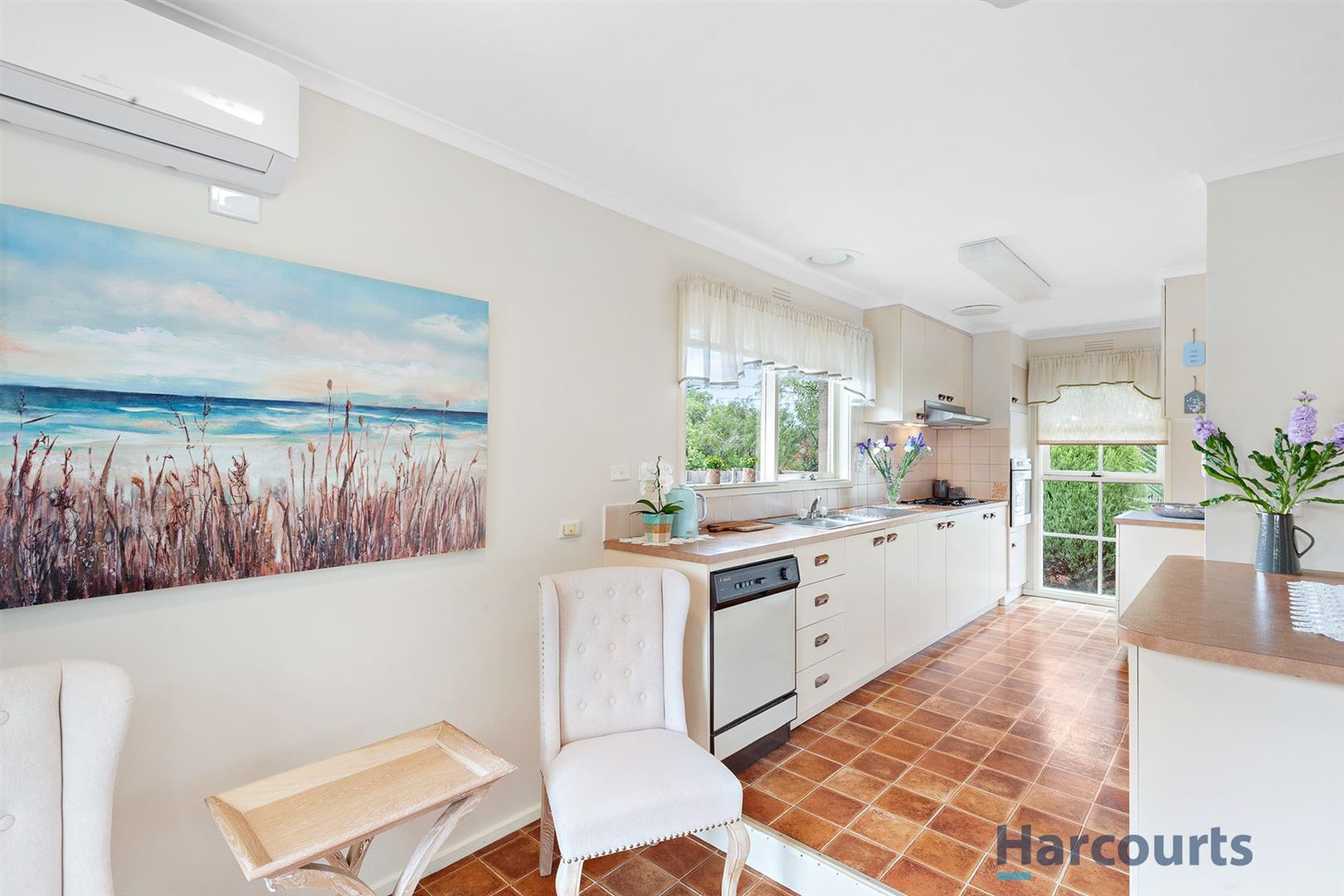 134 Brandon Park Drive, Wheelers Hill VIC 3150, Image 2