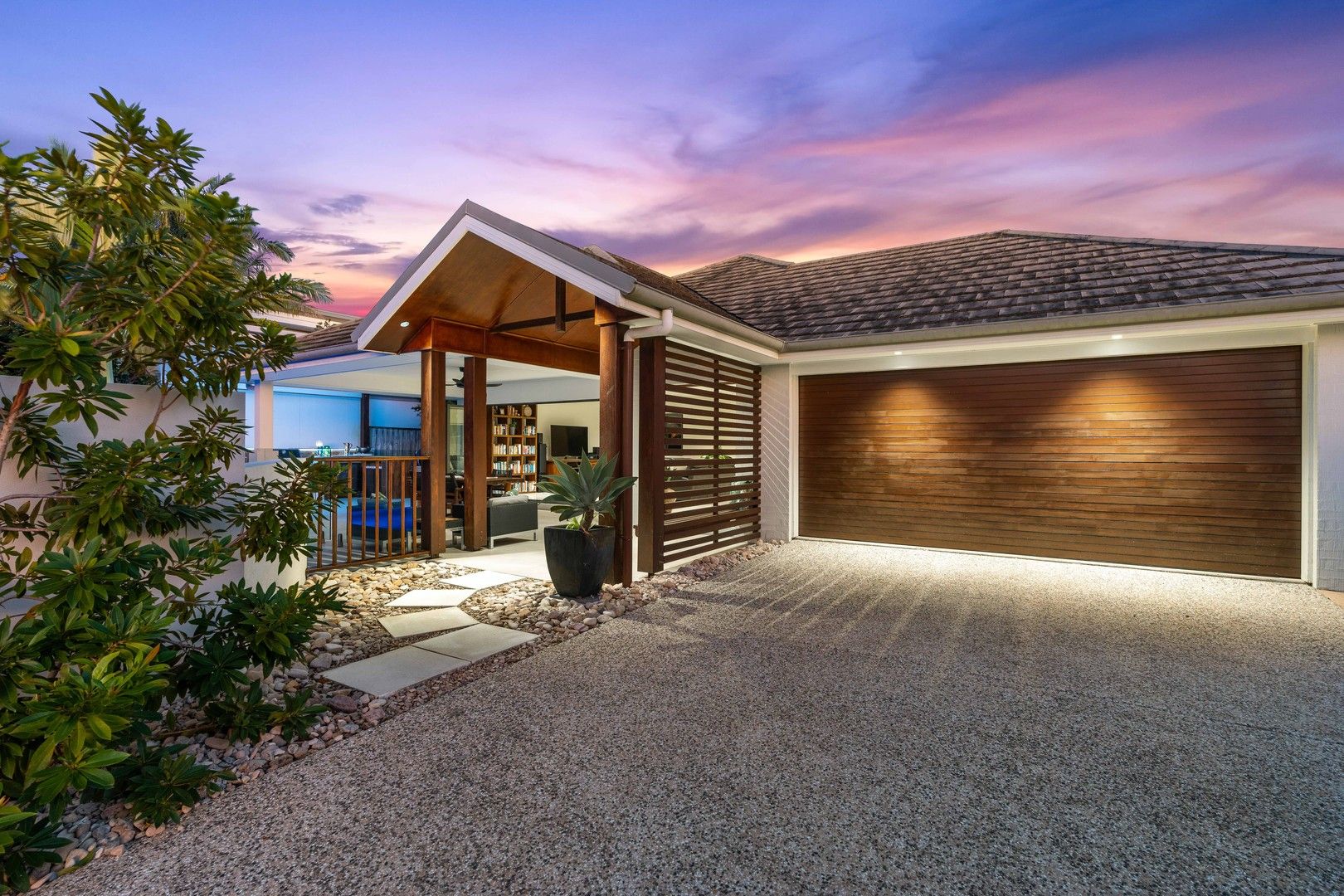 4 bedrooms House in 29 North Beach Place MUDJIMBA QLD, 4564