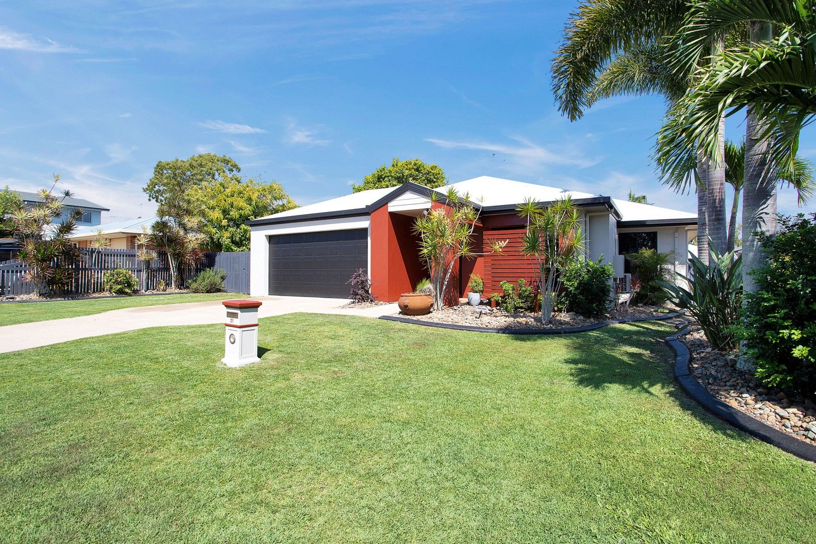 4 bedrooms House in 31 Livistonia Street ANDERGROVE QLD, 4740