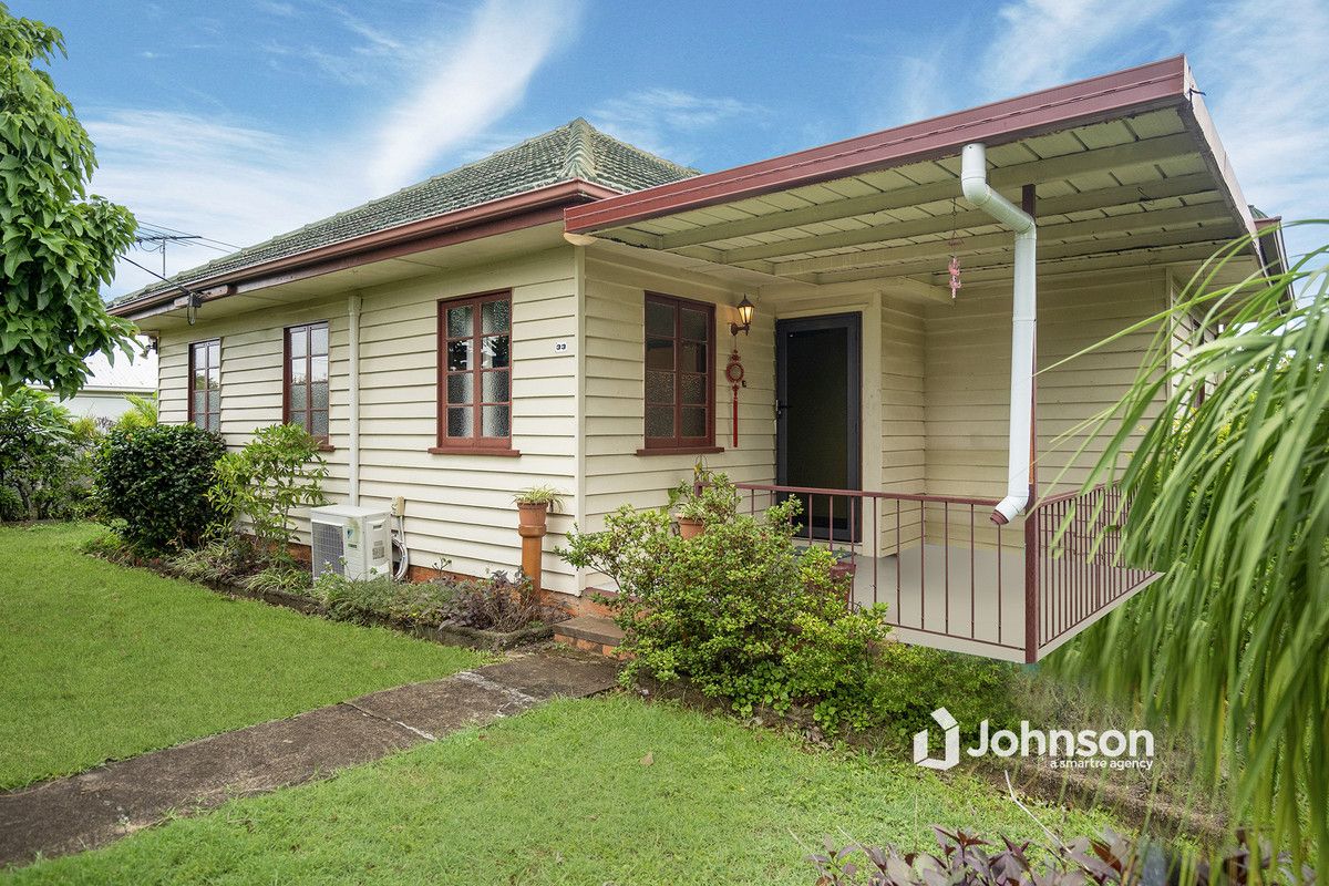 33 Berrimilla Street, Manly West QLD 4179, Image 1