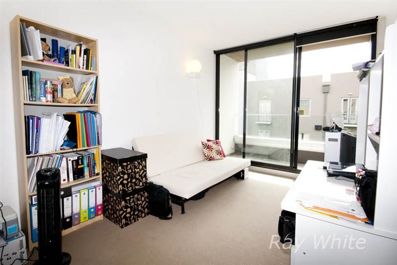 304C/640 Swanston Street, CARLTON VIC 3053, Image 2