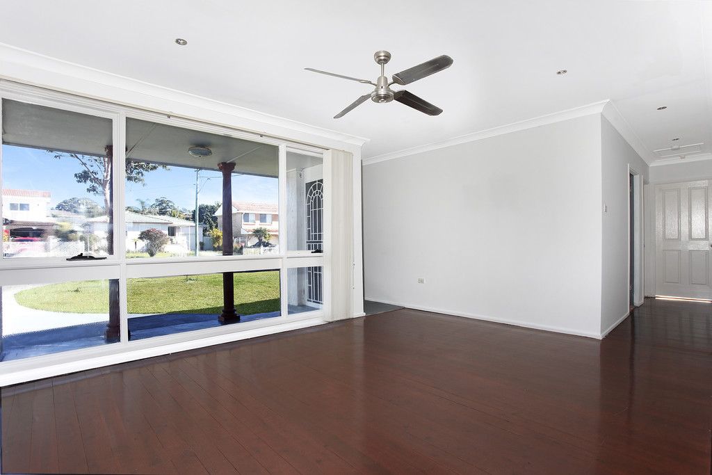 83 Captain Cook Drive, Barrack Heights NSW 2528, Image 2