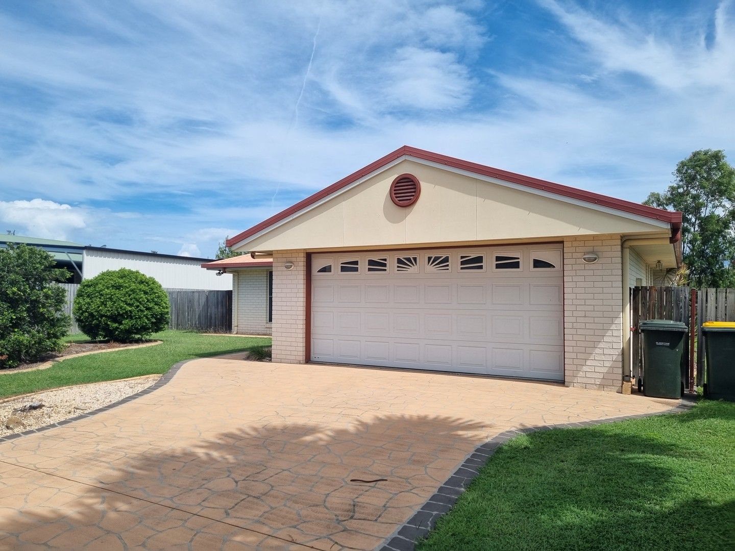 26 Golf View Drive, Boyne Island QLD 4680, Image 0