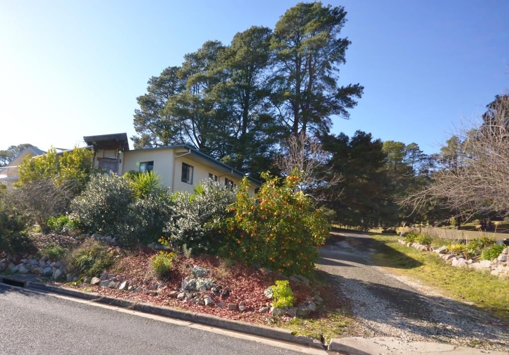 26 Mountain Avenue, Mount Beauty VIC 3699, Image 1