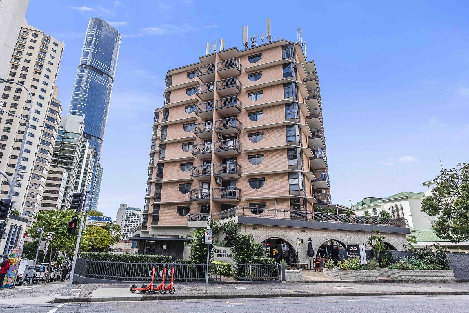 2 bedrooms Apartment / Unit / Flat in 21/29 George Street BRISBANE CITY QLD, 4000